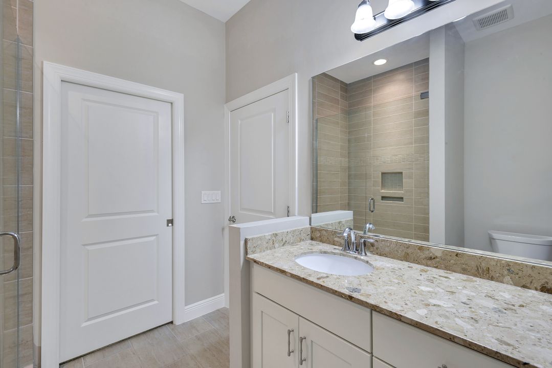 15114 Palmer Lake Cir #203, Naples, FL 34109
