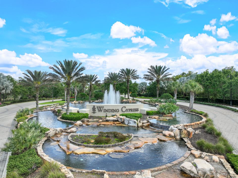 7113 Live Oak Dr, Naples, FL 34114