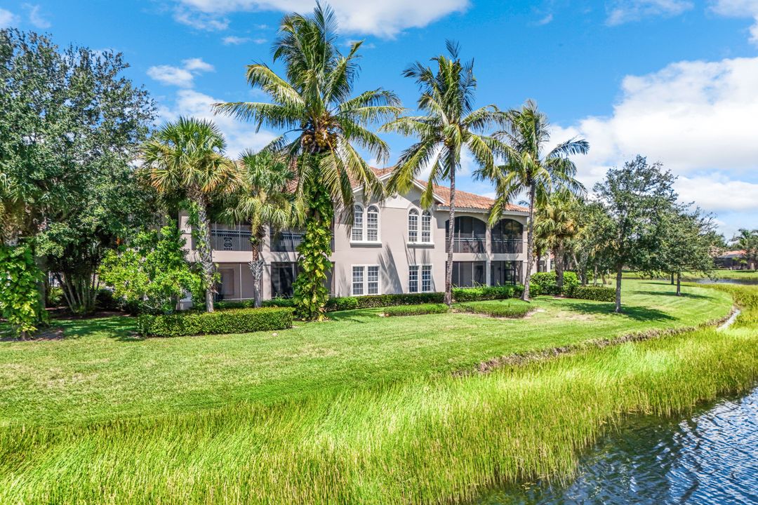 3164 Serena Ln #101, Naples, FL 34114