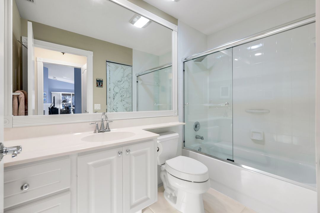 3333 Cayman Ln, Naples, FL 34119