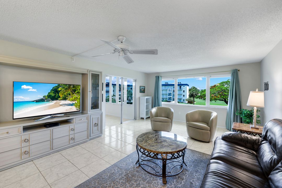 6102 Augusta Dr #307, Fort Myers, FL 33907