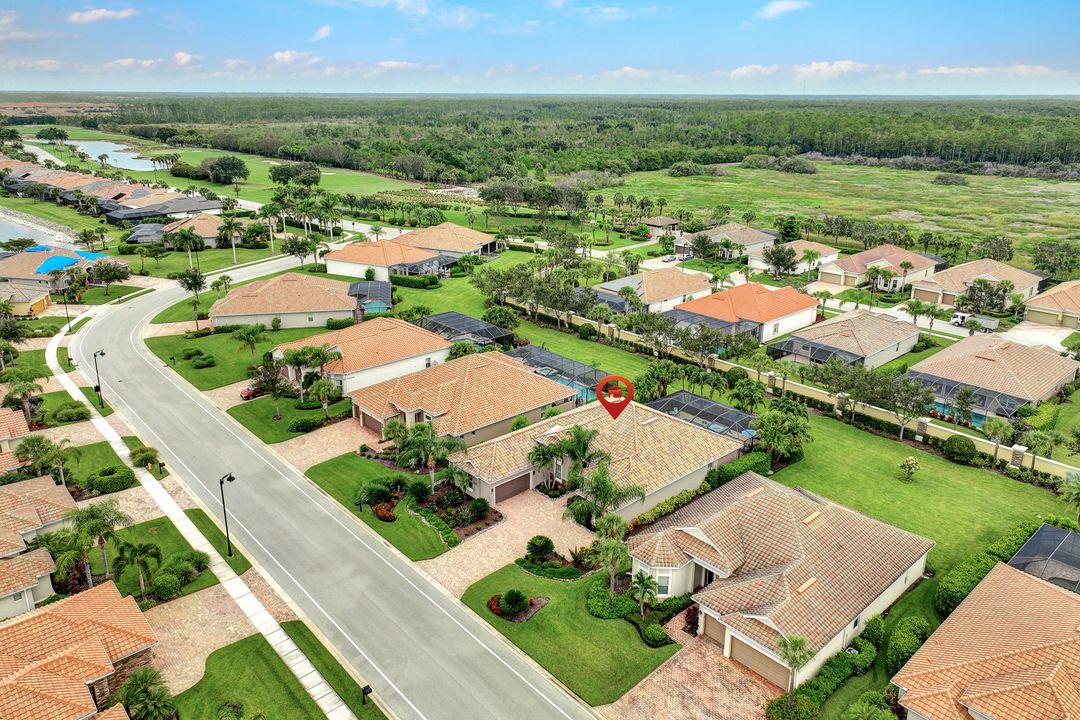 9314 Quarry Dr, Naples, FL 34120