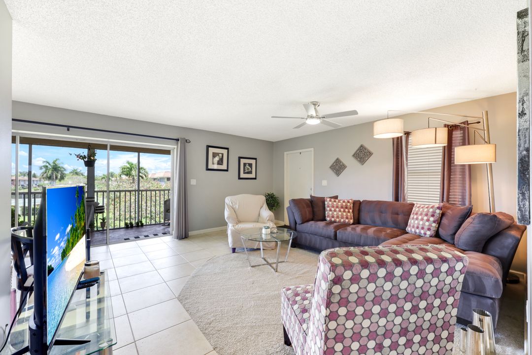 1400 Pompei Ln #42, Naples, FL 34103