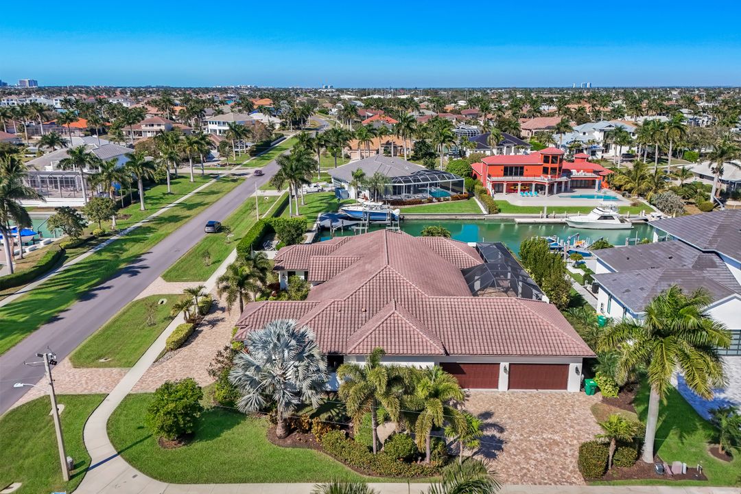 1400 Forrest Ct, Marco Island, FL 34145