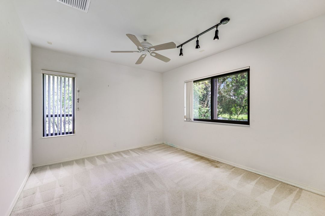 11726 Night Heron Dr, Naples, FL 34119