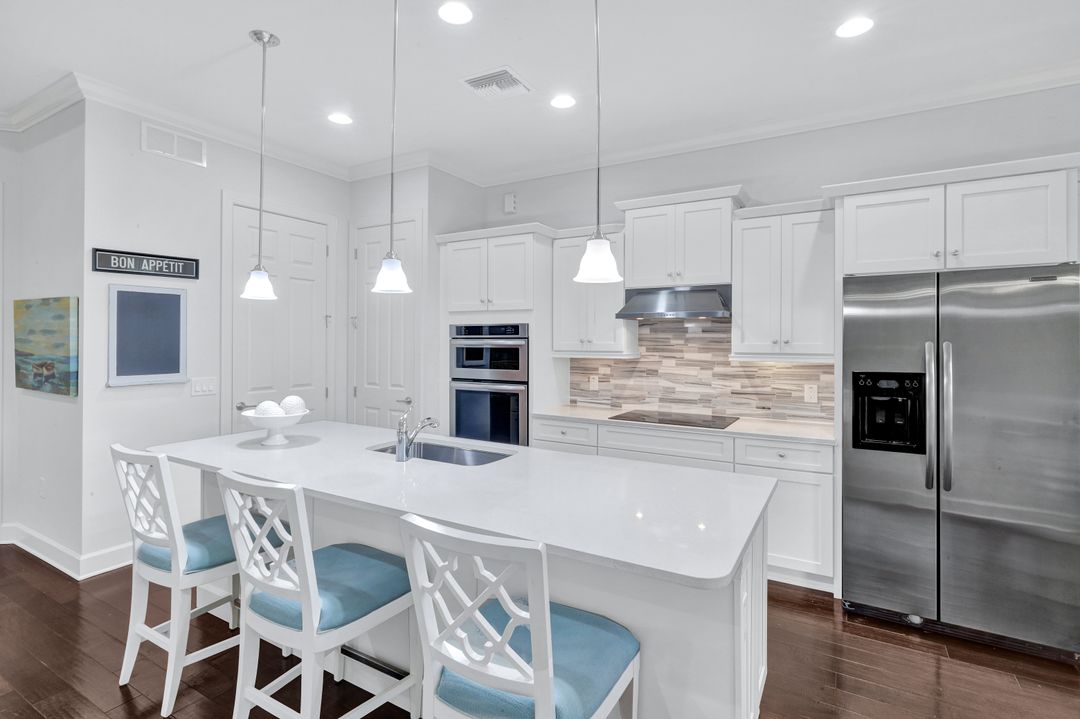 9311 Fieldstone Ln, Naples, FL 34120