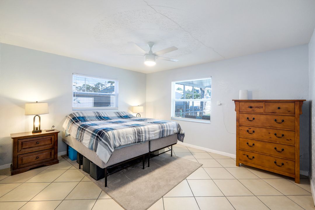 1637 Winkler Ave, Fort Myers, FL 33901