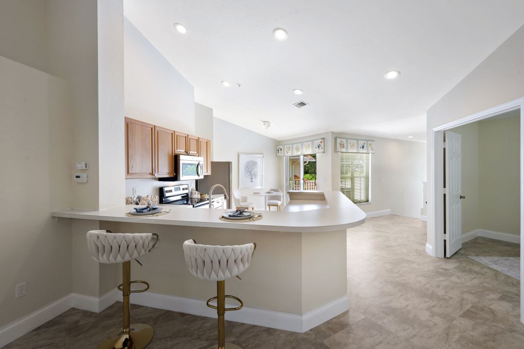 4940 Deerfield Way #201, Naples, FL 34110