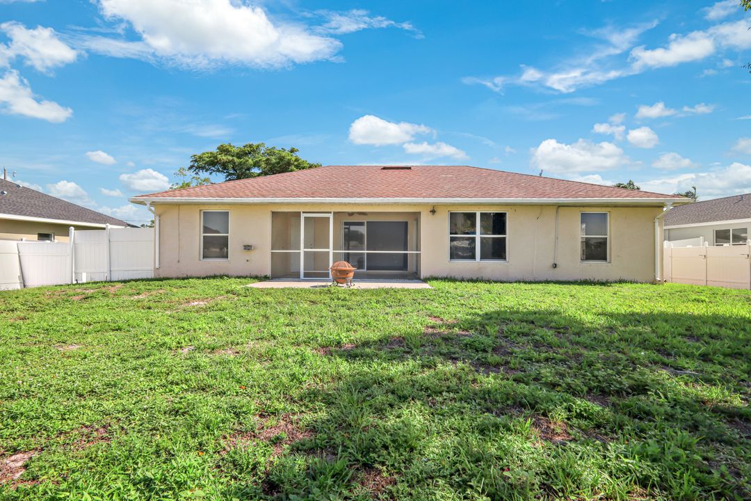 726 SW 12th St, Cape Coral, FL 33991