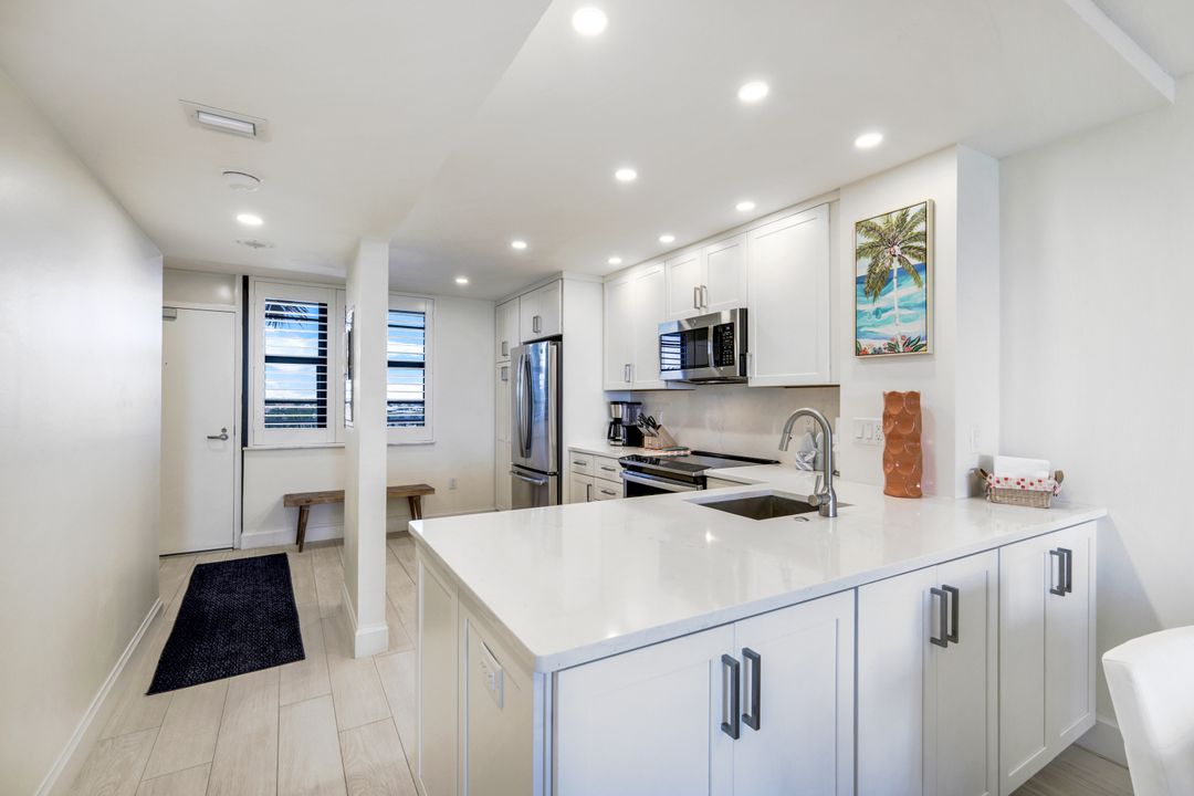 440 Seaview Ct #601, Marco Island, FL 34145