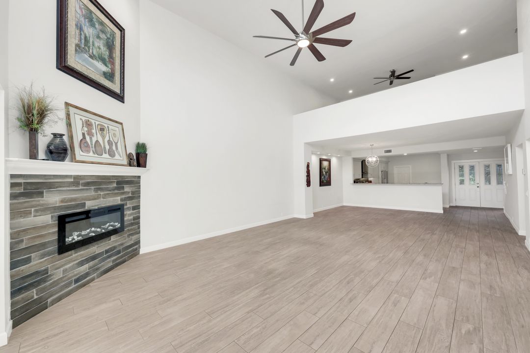 11612 Quail Village Way, Naples, FL 34119