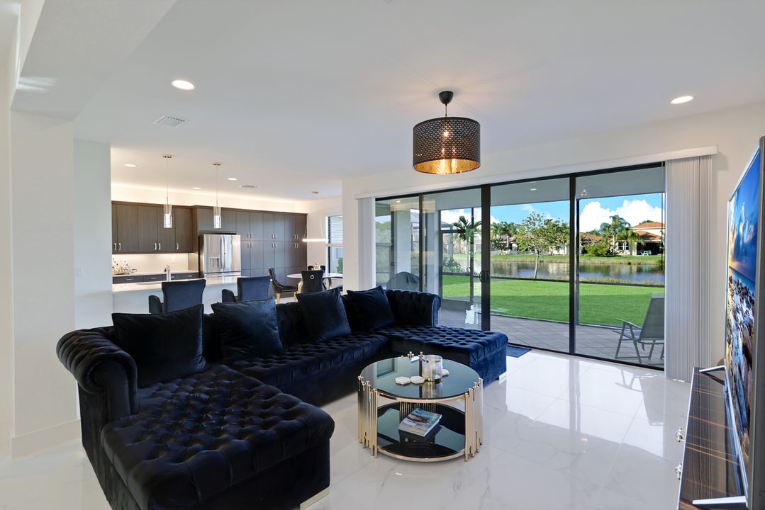 11604 Meadowrun Cir, Fort Myers, FL 33913