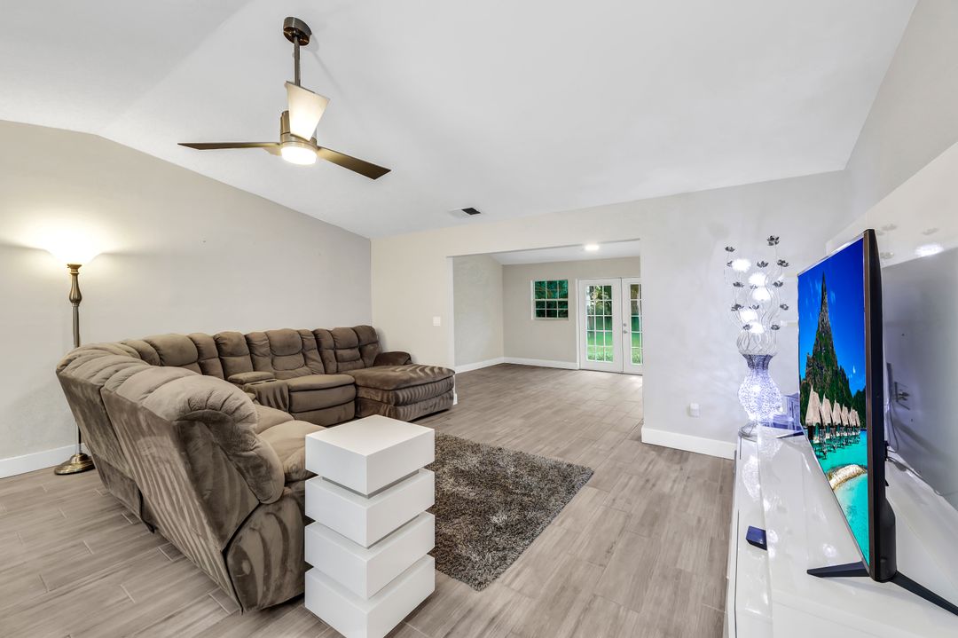 22662 Fountain Lakes Blvd, Estero, FL 33928