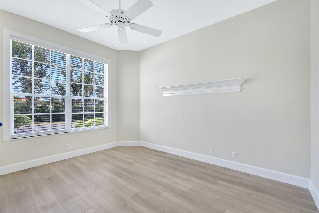 8777 E Bay Cir, Fort Myers, FL 33908