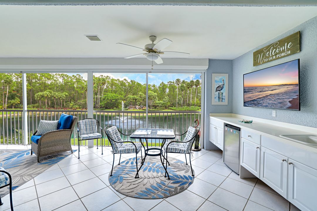1940 Cascades Dr #8, Naples, FL 34112