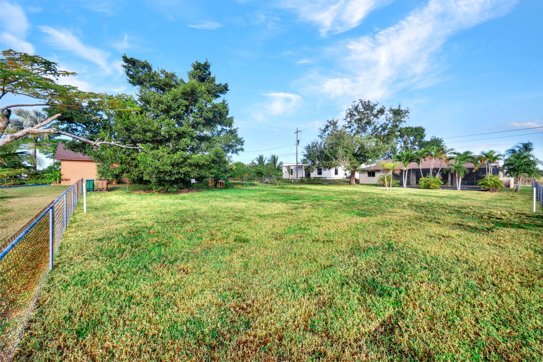 2056 NE 18th Terrace, Cape Coral, FL 33909