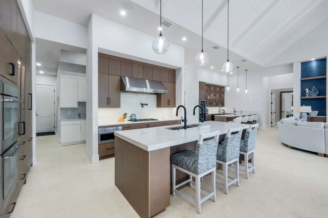 2319 Wulfert Rd, Sanibel, FL 33957
