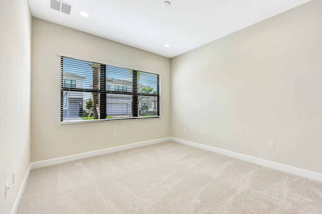 12674 Caballo Ct, Estero, FL 33928