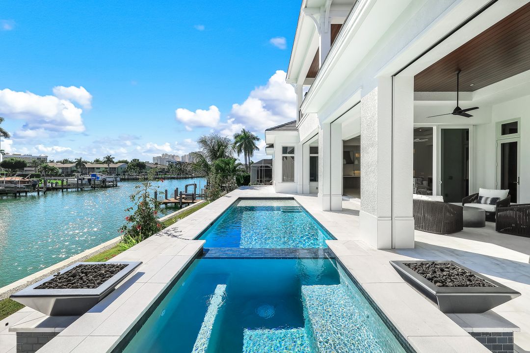 888 Banyan Ct, Marco Island, FL 34145