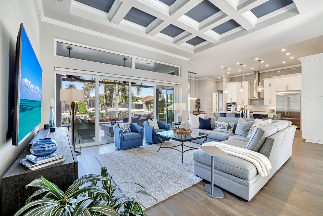 820 Giralda Ct, Marco Island, FL 34145