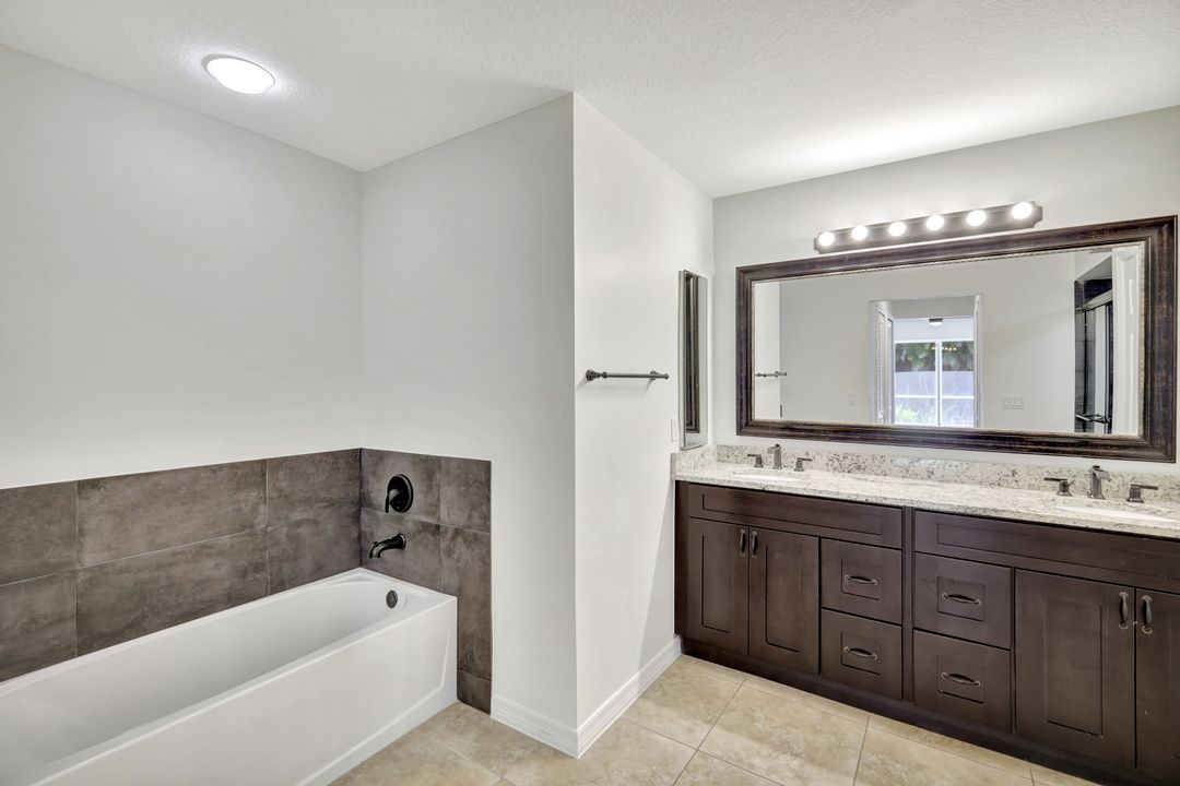 14801 Royal Oak Ct, Fort Myers, FL 33919
