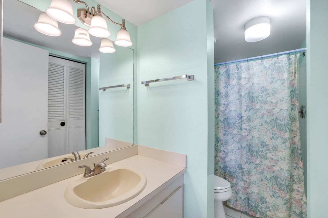 4338 27th Ct SW #104, Naples, FL 34116