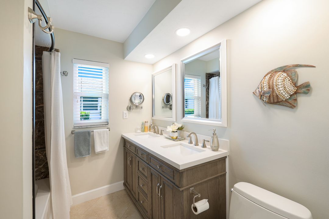 1515 Tredegar Dr, Fort Myers, FL 33919