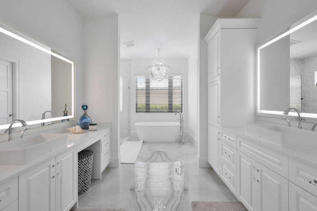 227 Polynesia Ct, Marco Island, FL 34145