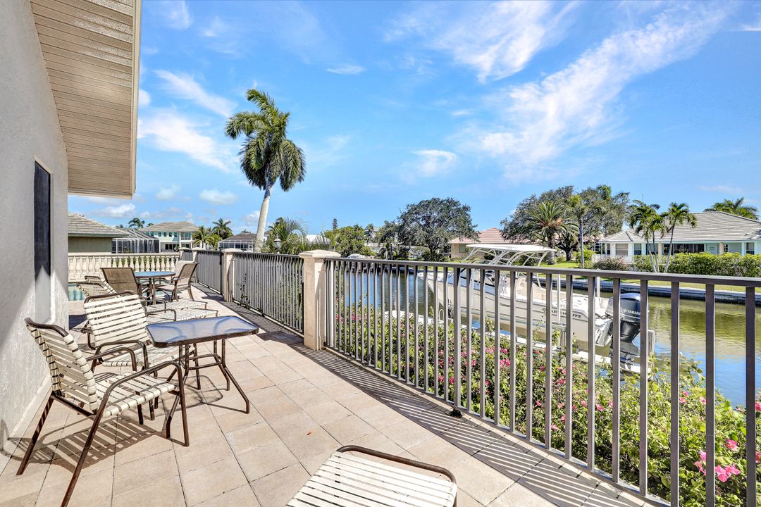 421 Cottage Ct, Marco Island, FL 34145