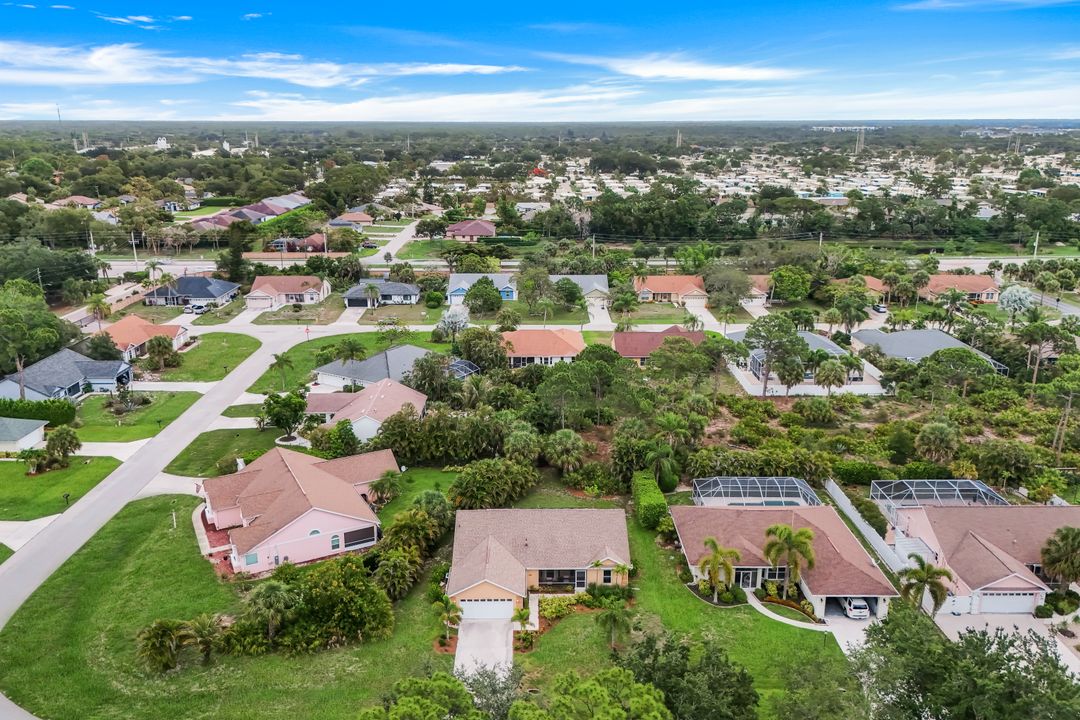 27281 Tortoise Trail, Bonita Springs, FL 34135