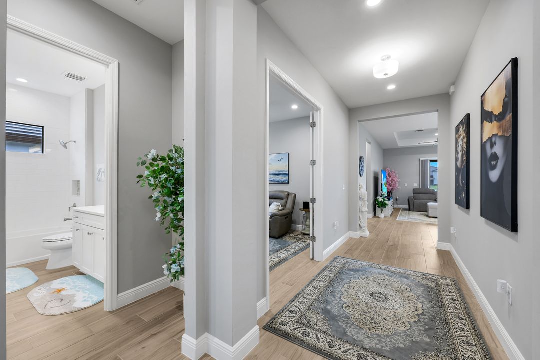 4065 Aquila Pl, Naples, FL 34120