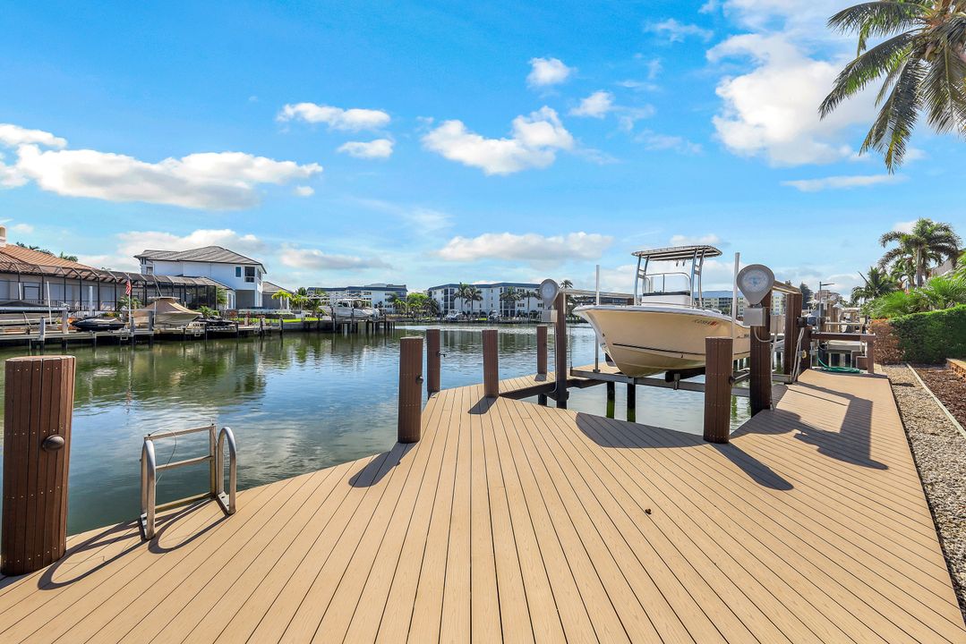 833 Swan Dr, Marco Island, FL 34145