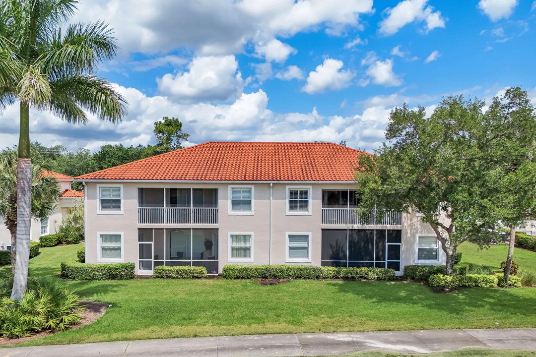 3365 Grand Cypress Dr #201, Naples, FL 34119
