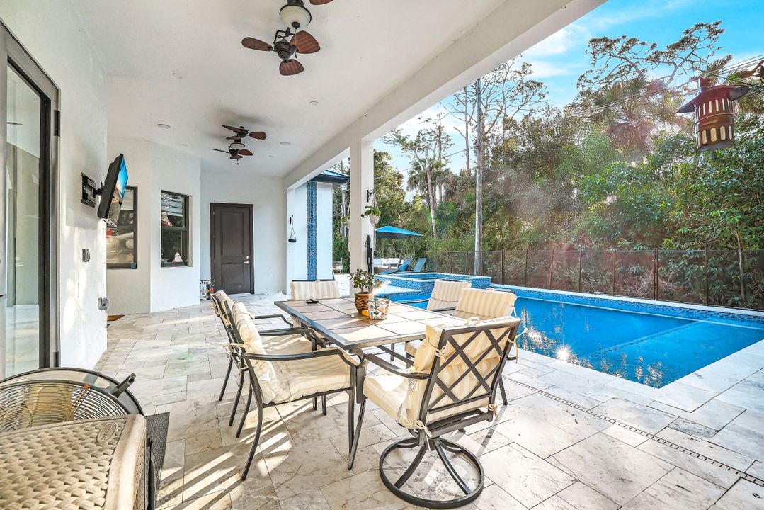 28033 Oak Ln, Bonita Springs, FL 34135