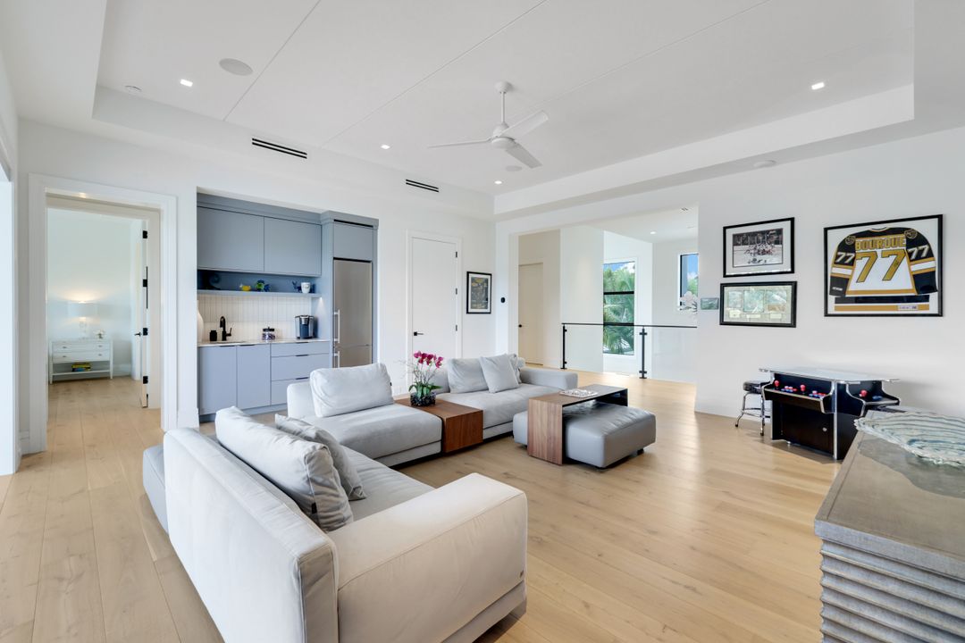 493 Carica Rd, Naples, FL 34108