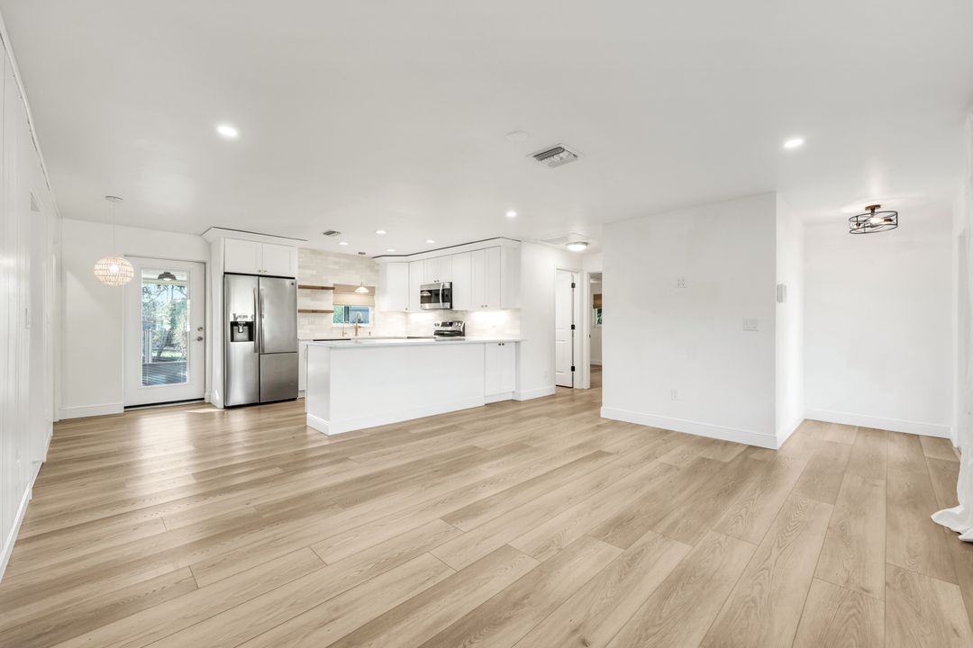 4900 Shady River Ln, Fort Myers, FL 33905