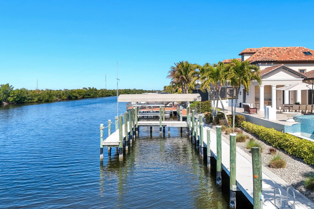 4842 SW 29th Ave, Cape Coral, FL 33914