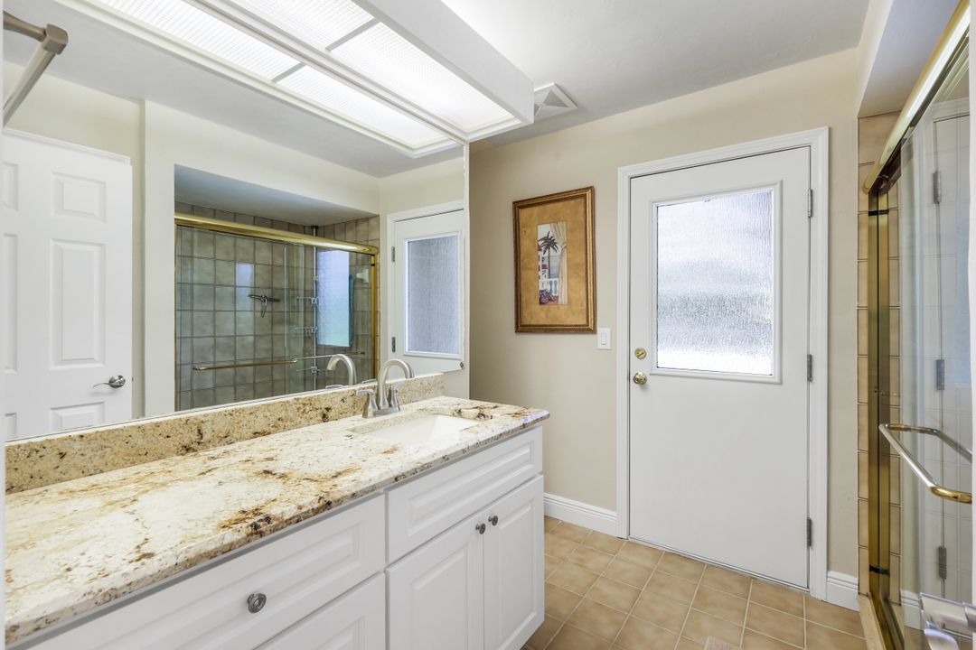 16902 Timberlakes Dr, Fort Myers, FL 33908