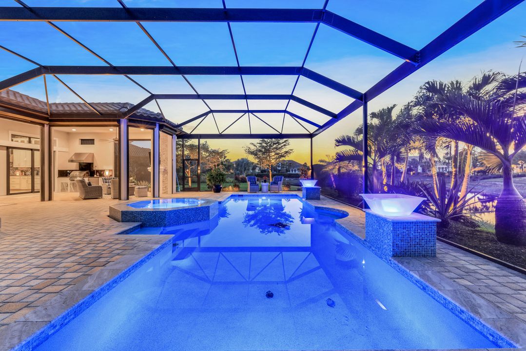 9287 Rialto Ln, Naples, FL 34119