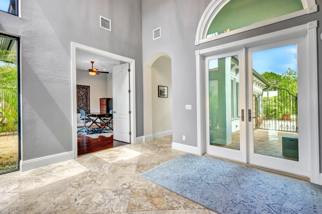 16811 Cabreo Dr, Naples, FL 34110