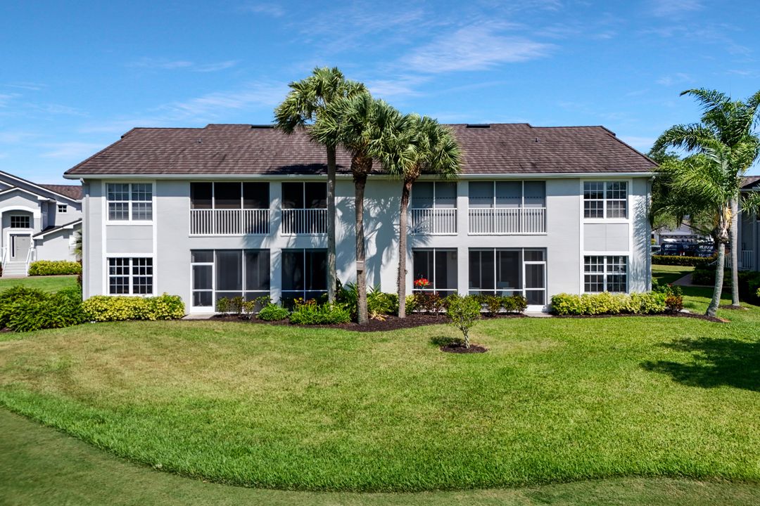 5877 3 Iron Dr #702, Naples, FL 34110