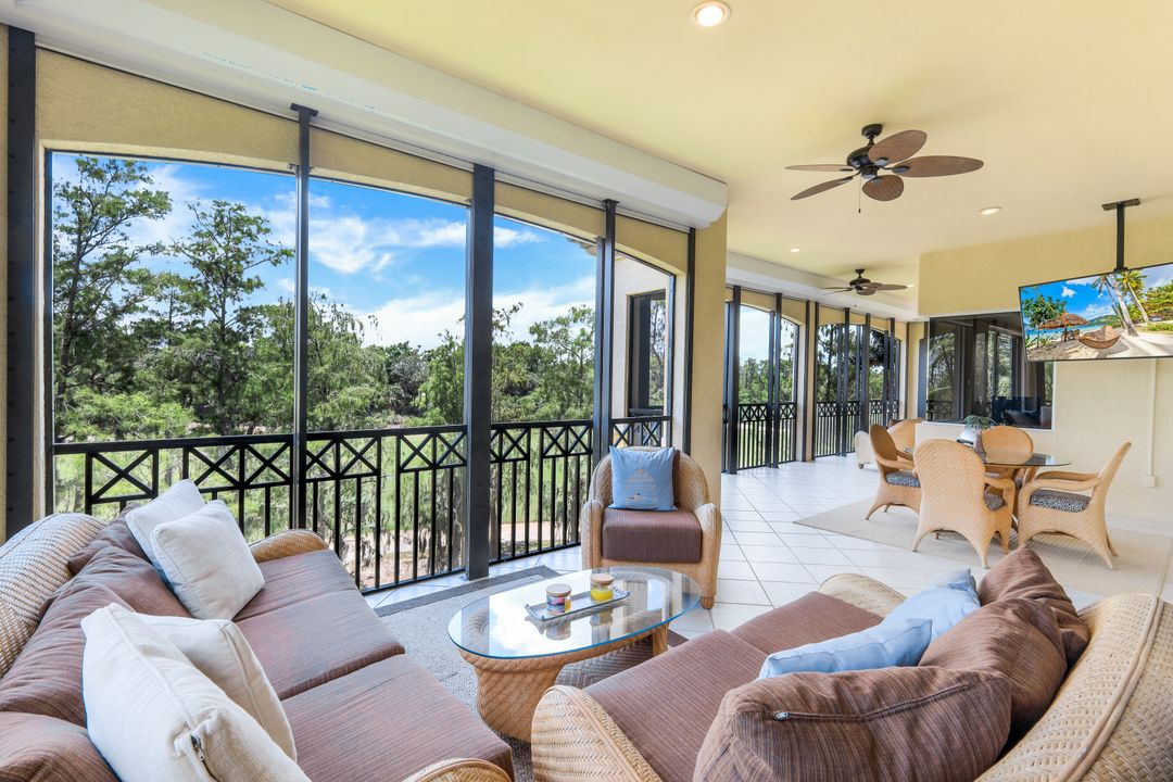 2826 Tiburon Blvd E #103, Naples, FL 34109