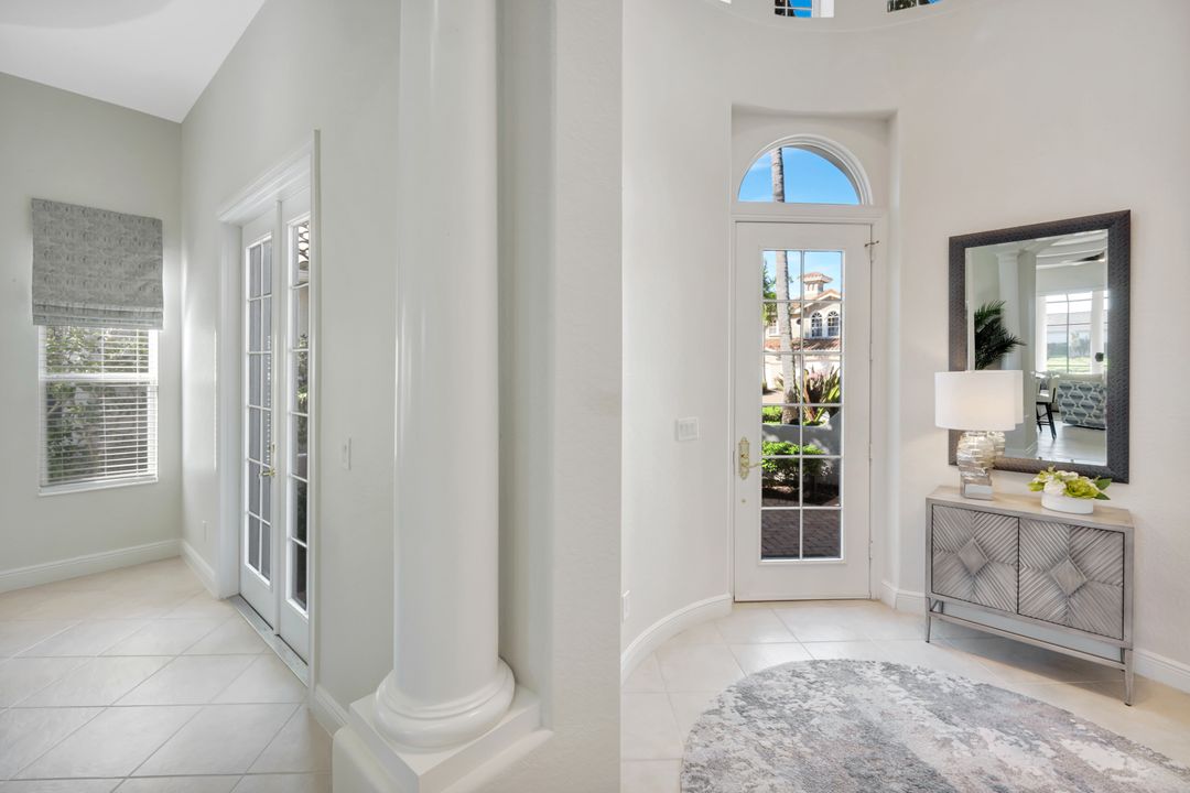 8980 Cherry Oaks Tr, Naples, FL 34114