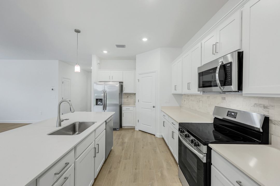 14303 Winding Cedar Wy, Fort Myers, FL 33913