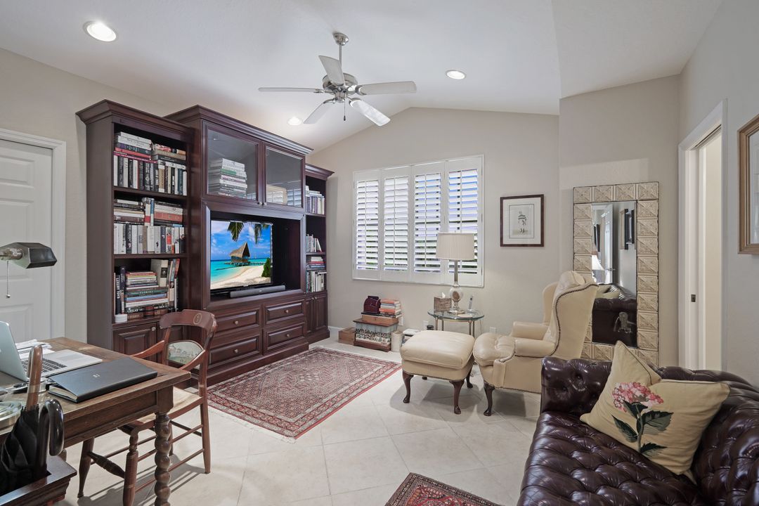 4051 Bayhead Dr #202, Bonita Springs, FL 34134