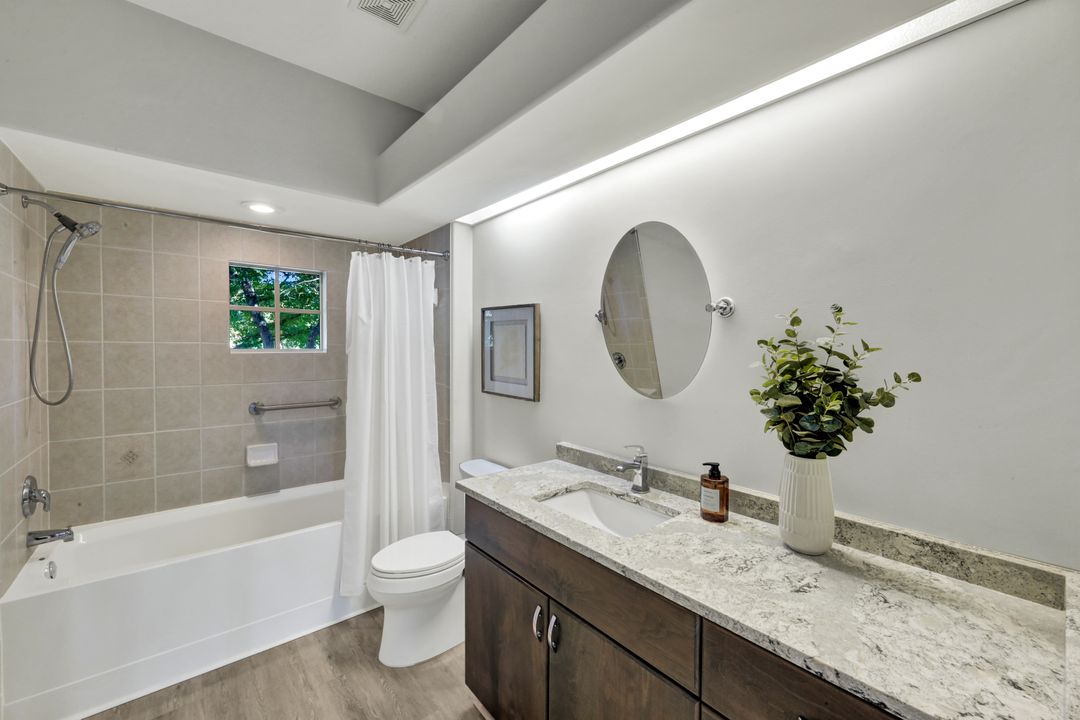 8597 Via Garibaldi Cir #208, Estero, FL 33928