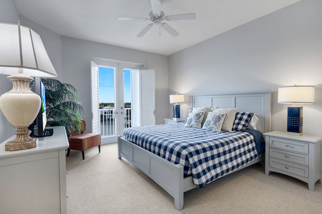 410 Flagship Dr #605, Naples, FL 34108
