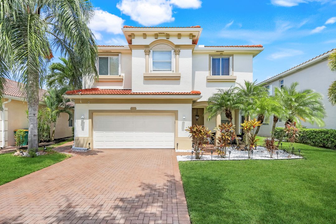 1570 Double Eagle Trail, Naples, FL 34120