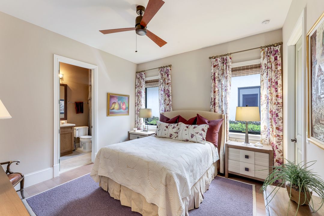 2239 Residence Cir, Naples, FL 34105