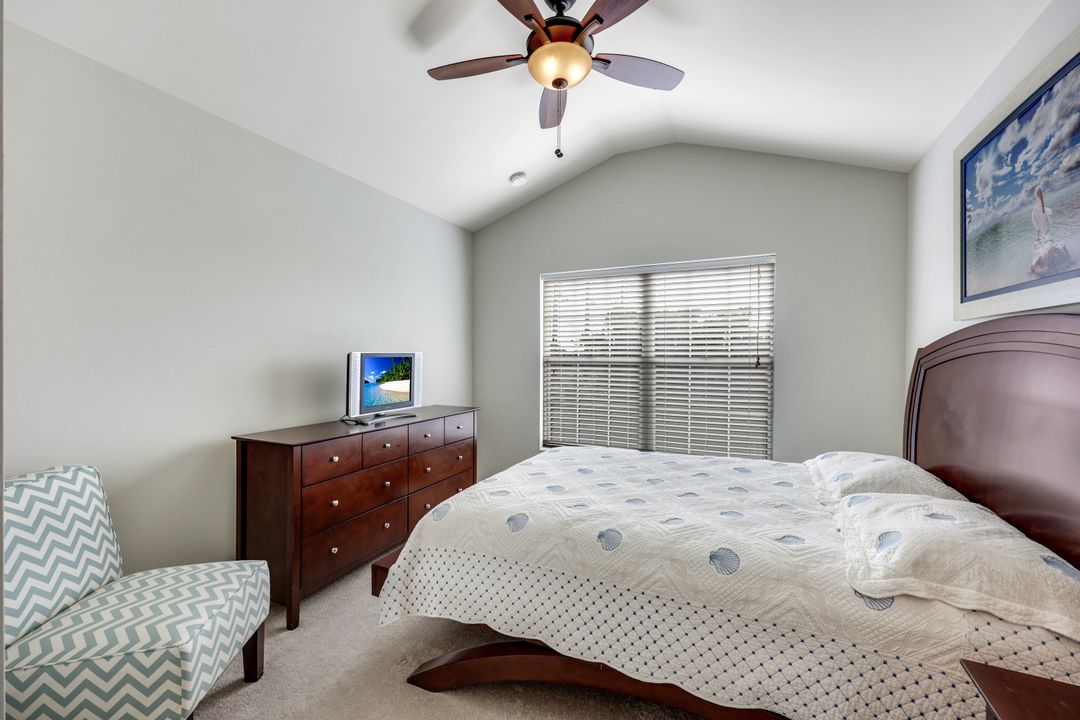 16085 Ravina Way, Naples, FL 34110